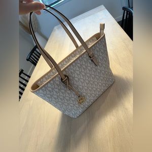 Michael Kors Tote